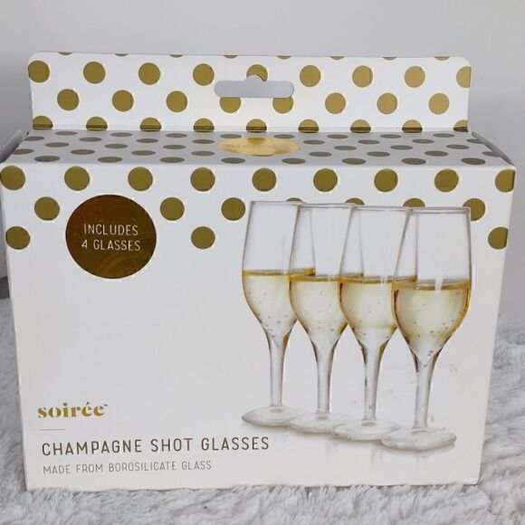 Champaign Shot Glasses    - Picture 4 of 4